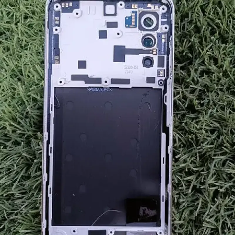 Battery Door Back Panel Housing for Motorola Moto G52 : Porcelain white